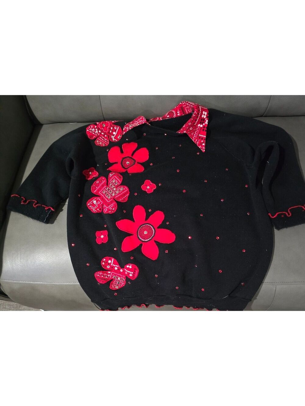 Black and Red Floral Applique Pullover Sweater with Bandana Collar Granny Core